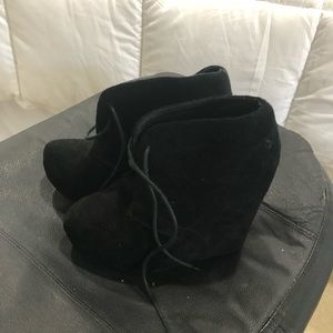 Steve Madden Annie boots sz 6